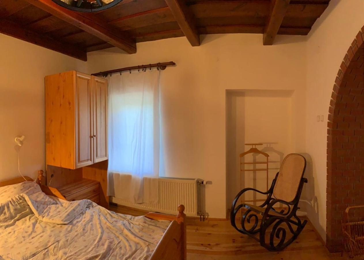 Henrietta Vendeghaz Apartment Domoszlo ภายนอก รูปภาพ